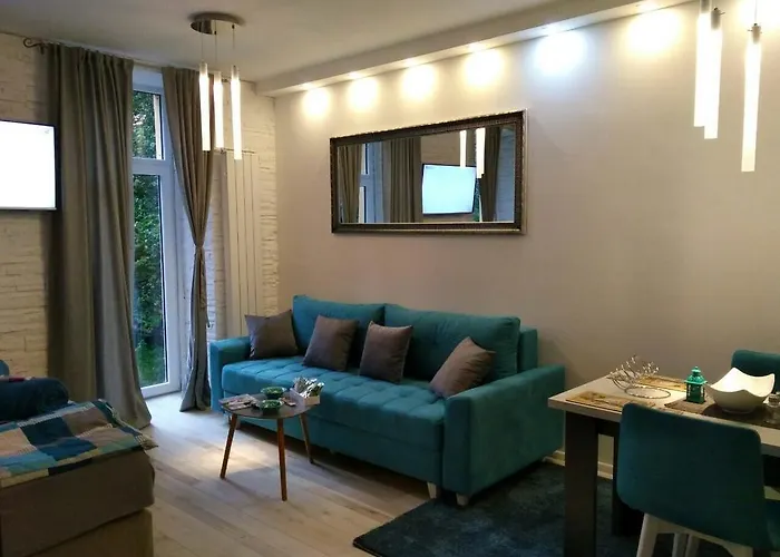 Old Corner Apartments No2